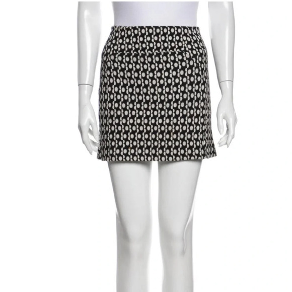 Diane Von Furstenberg Black & White Wool Mini Skirt Size 6/M - Picture 2 of 6